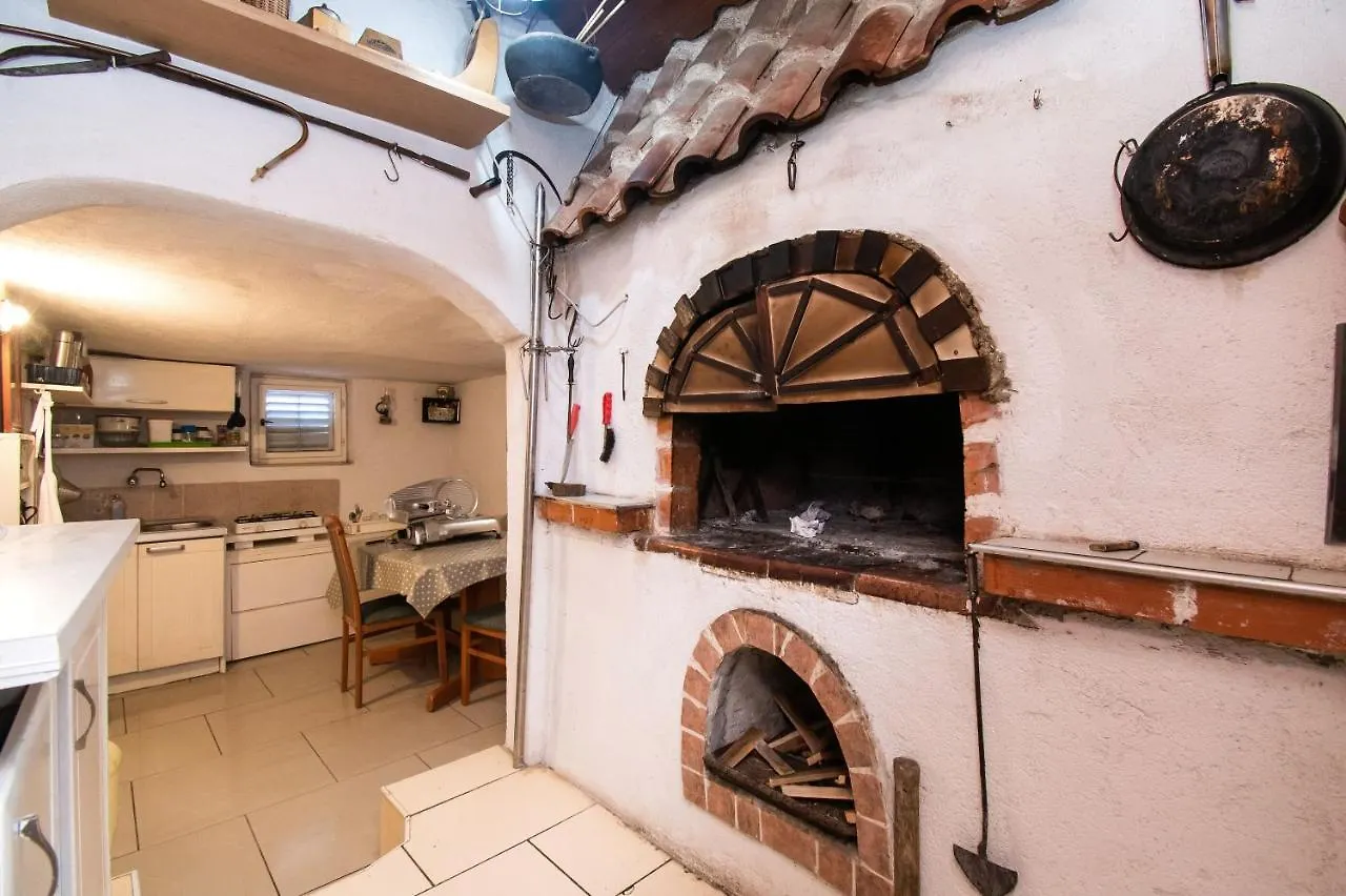 Apartment Ivan Vrsi