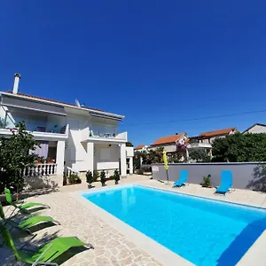 Blue Sunrise Apartment
