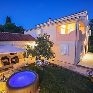  Apartament Berto